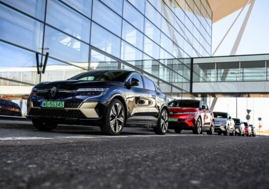 Elektryczne spotkania z nowym Renault Megane E-Tech