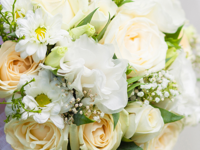 Ślub i wesele w otoczeniu kwiatów!